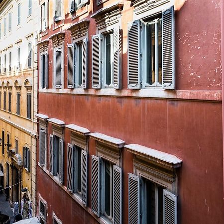 Trevi & Pantheon Luxury Rooms Рим Екстериор снимка