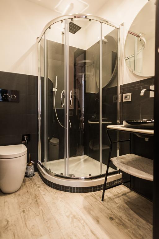 Trevi & Pantheon Luxury Rooms Рим Стая снимка