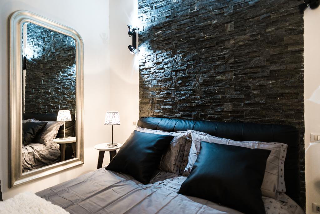 Trevi & Pantheon Luxury Rooms Рим Стая снимка